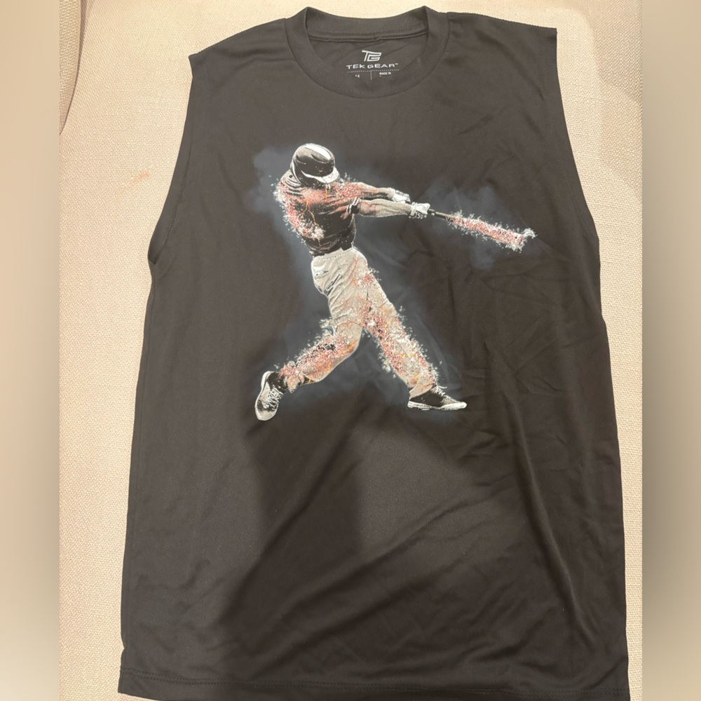 Boys sleeveless Tek Gear Black T-Shirt Never worn!